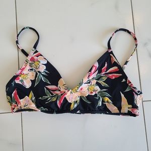 Roxy Floral Print Bikini Top Size Medium